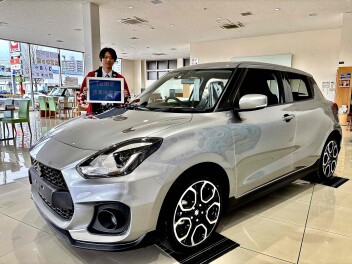 １台限り！！特別入手スイフトスポーツございます！！